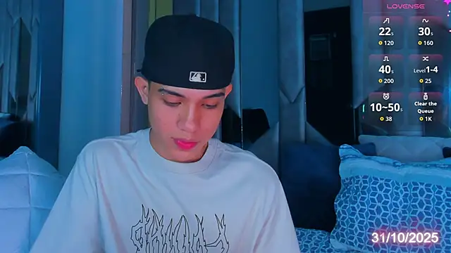 Sebax Young online show from 10.31.25