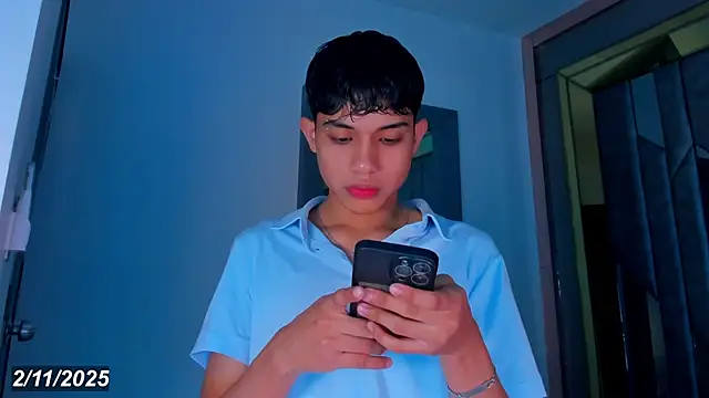 Sebax Young online show from 11.04.25