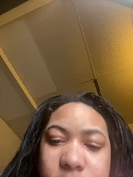 nuttybutter999999 online show from 03.04.26