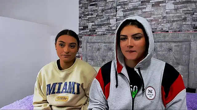 Snapshot of nicolexxaleja chatting on 09.26.25 nicolexxaleja online show from 09.26.25