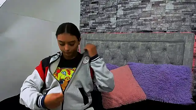 Snapshot of nicolexxaleja chatting on 10.20.25 nicolexxaleja online show from 10.20.25