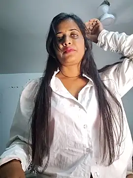 Snapshot of cute_radhikaa chatting on 03.30.26 cute radhikaa online show from 03.30.26