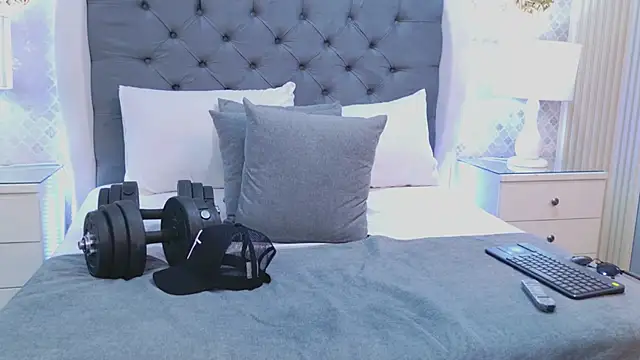 Snapshot of ZoeKrug chatting on 01.18.26 ZoeKrug online show from 01.18.26