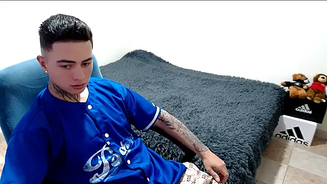 santii ss online show from 10.28.25