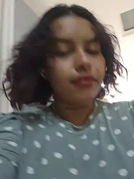 Snapshot of Yessica_Lopezz chatting on 08.06.26 Yessica Lopezz online show from 08.06.26