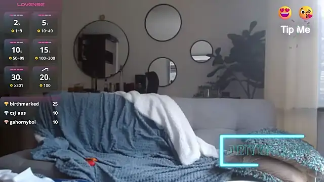 Snapshot of alloallo420 chatting on 09.20.25 alloallo420 online show from 09.20.25