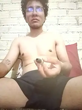 LecheDeSoya666 online show from 01.08.26