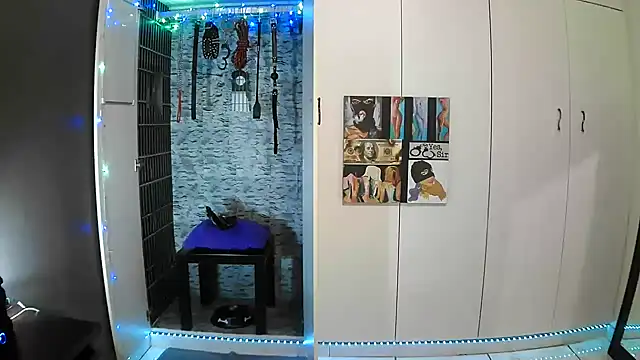 Snapshot of BaDSubMiss chatting on 11.14.25 BaDSubMiss online show from 11.14.25