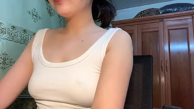 Snapshot of LinYi_Office chatting on 06.25.26 LinYi Office online show from 06.25.26