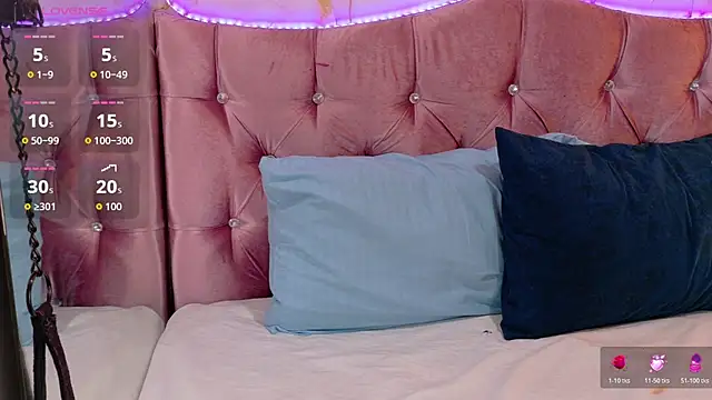 KARINAJTORRES online show from 07.23.26