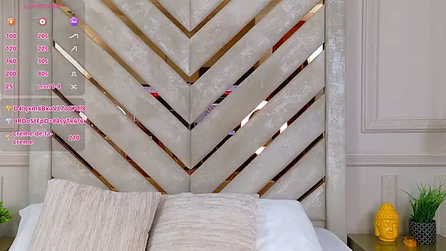 Snapshot of Agatha-Adams chatting on 11.05.25 Agatha-Adams online show from 11.05.25