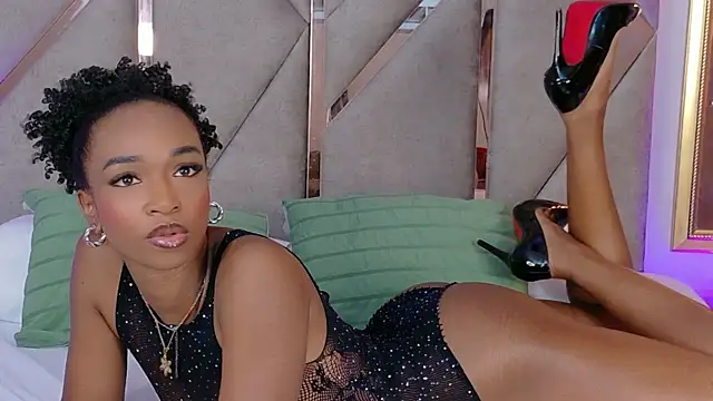 Snapshot of Agatha-Adams chatting on 01.10.26 Agatha-Adams online show from 01.10.26