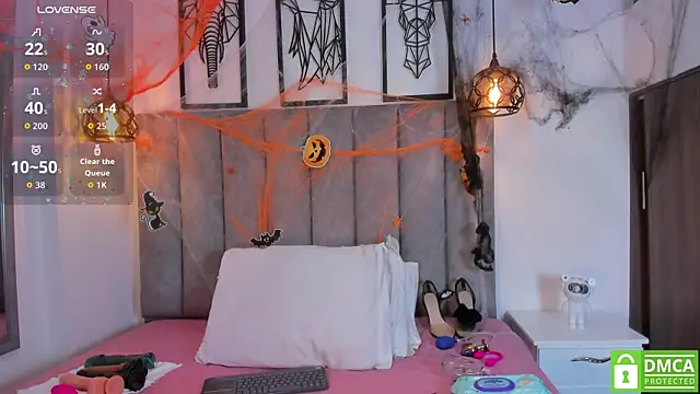 Gia Scott online show from 10.30.25