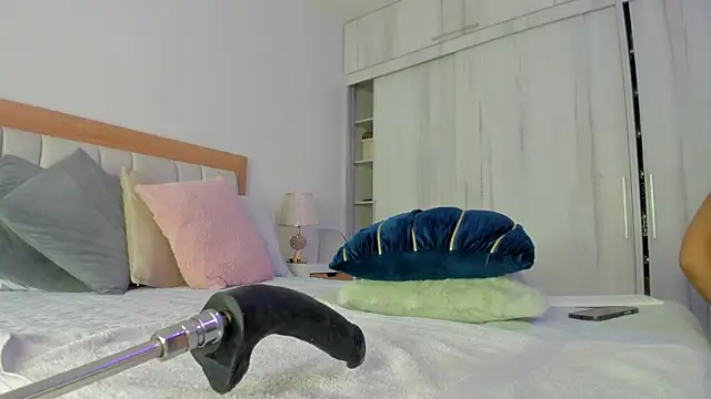 megan rous  online show from 11.19.25