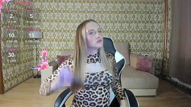 Vi Luxy online show from 05.13.26