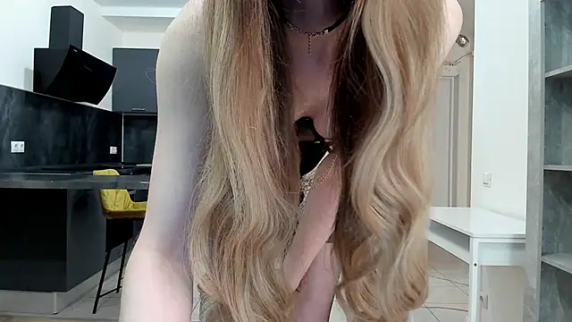 Kitty Player online show from 04.25.26