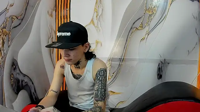 Snapshot of StraightBoy_Nick chatting on 03.02.26 StraightBoy Nick online show from 03.02.26