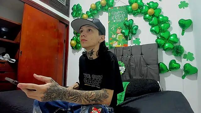 Snapshot of StraightBoy_Nick chatting on 03.20.26 StraightBoy Nick online show from 03.20.26