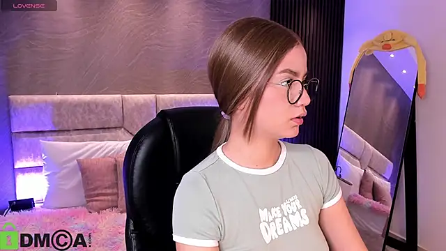 Arinextdoor online show from 02.26.26