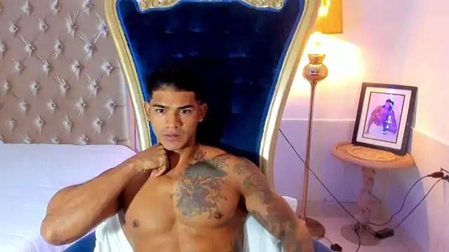 Snapshot of antonio__444 chatting on 10.29.25 antonio 444 online show from 10.29.25