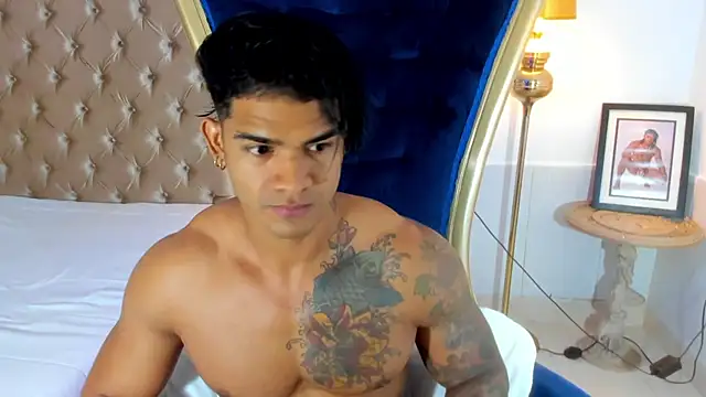 Snapshot of antonio__444 chatting on 11.08.25 antonio 444 online show from 11.08.25