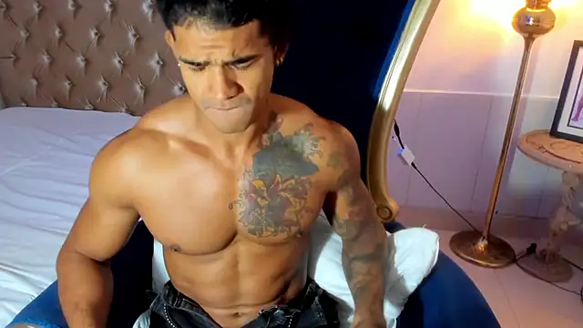 Snapshot of antonio__444 chatting on 11.16.25 antonio 444 online show from 11.16.25