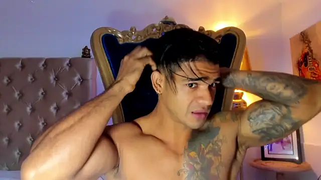 Snapshot of antonio__444 chatting on 11.23.25 antonio 444 online show from 11.23.25