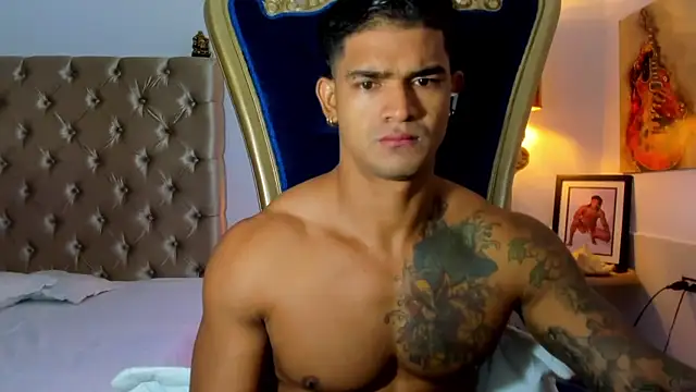 Snapshot of antonio__444 chatting on 12.02.25 antonio 444 online show from 12.02.25