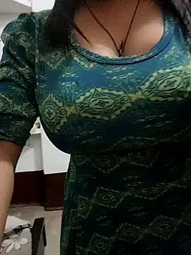 Snapshot of hot_grieal1 chatting on 11.15.25 hot grieal1 online show from 11.15.25