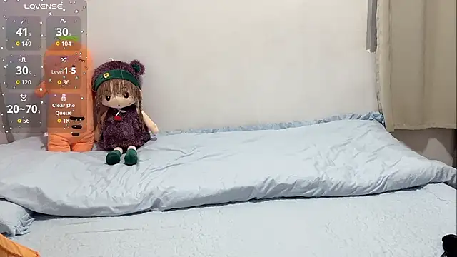 Snapshot of Yingbao-Baby chatting on 10.29.25 Yingbao-Baby online show from 10.29.25