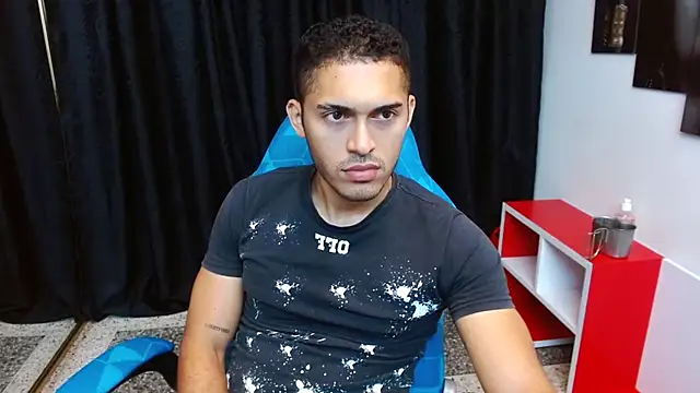 Derek Storm  online show from 12.22.25