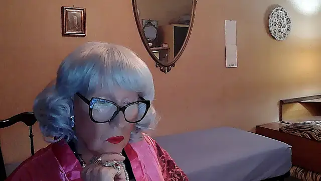 Snapshot of ROBY_SWEETHOT chatting on 09.22.25 ROBY SWEETHOT online show from 09.22.25