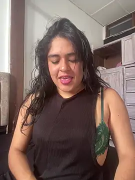 EmilyNoir1 online show from 07.30.26
