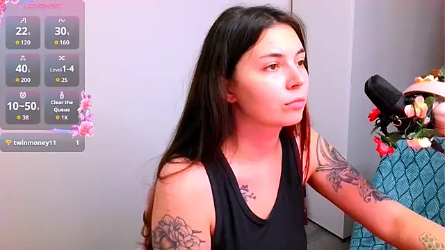 peachyness online show from 11.27.25