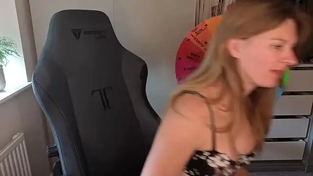 Lilly-Luscious online show from 06.01.26