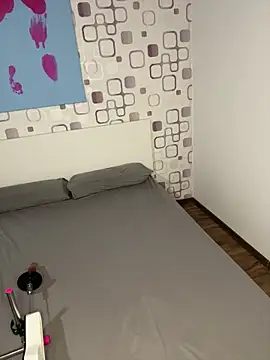 SweetTeenGirl online show from 01.13.26