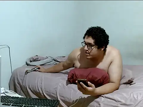 Snapshot of MeisanPaul chatting on 09.14.25 MeisanPaul online show from 09.14.25