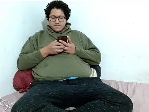 Snapshot of MeisanPaul chatting on 10.10.25 MeisanPaul online show from 10.10.25