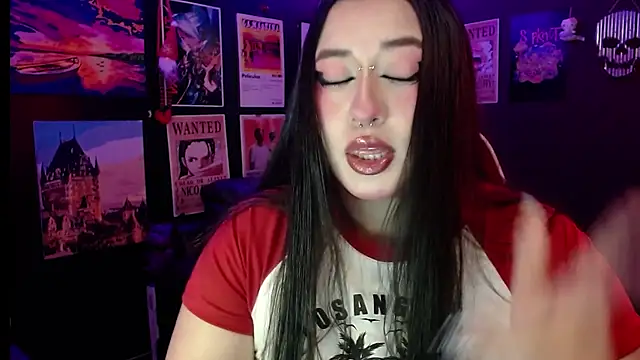 Snapshot of Ravendark_ chatting on 02.17.26 Ravendark online show from 02.17.26