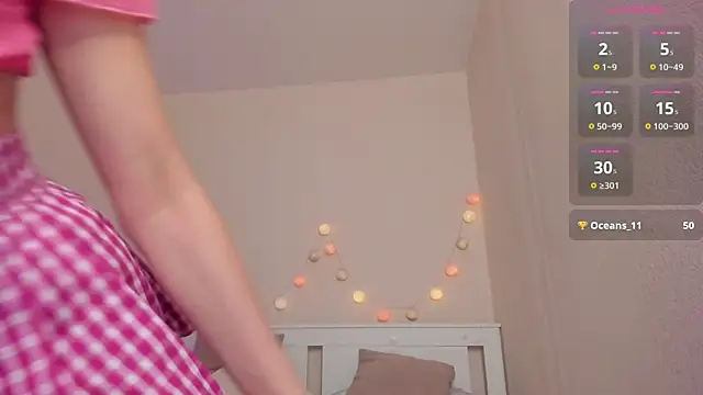 DanaCandy online show from 12.19.24