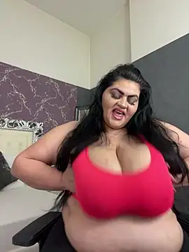 Snapshot of EllaXJane chatting on 02.13.26 EllaXJane online show from 02.13.26