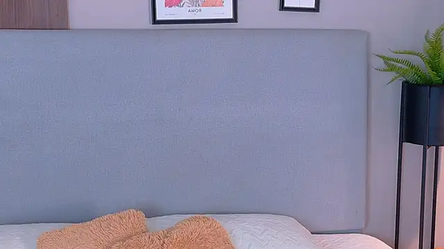 LanaRozz online show from 05.13.26