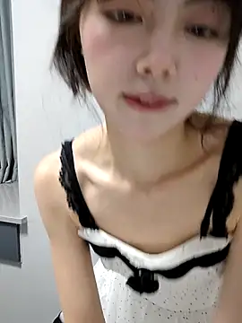 Snapshot of xuannv0000 chatting on 11.01.25 xuannv0000 online show from 11.01.25