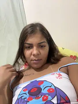 Snapshot of DiamanteNegro- chatting on 12.22.25 DiamanteNegro- online show from 12.22.25