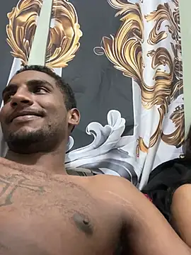 Snapshot of DiamanteNegro- chatting on 02.10.26 DiamanteNegro- online show from 02.10.26