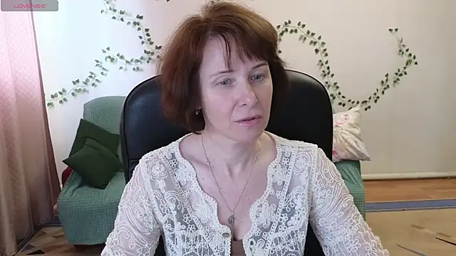 Lia Tito online show from 04.24.26