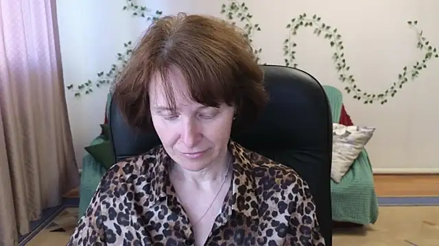 Lia Tito online show from 05.16.26