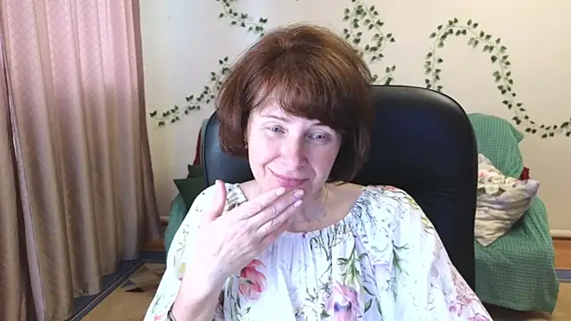 Lia Tito online show from 06.17.26