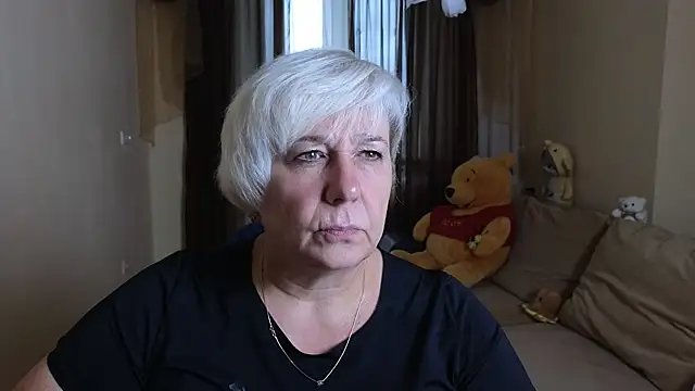 Snapshot of Milana_Milky chatting on 09.29.25 Milana Milky online show from 09.29.25