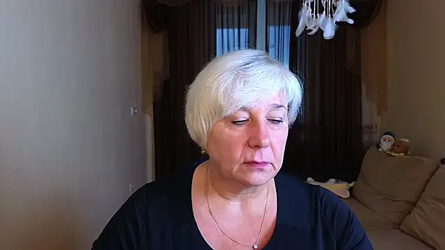 Snapshot of Milana_Milky chatting on 10.10.25 Milana Milky online show from 10.10.25